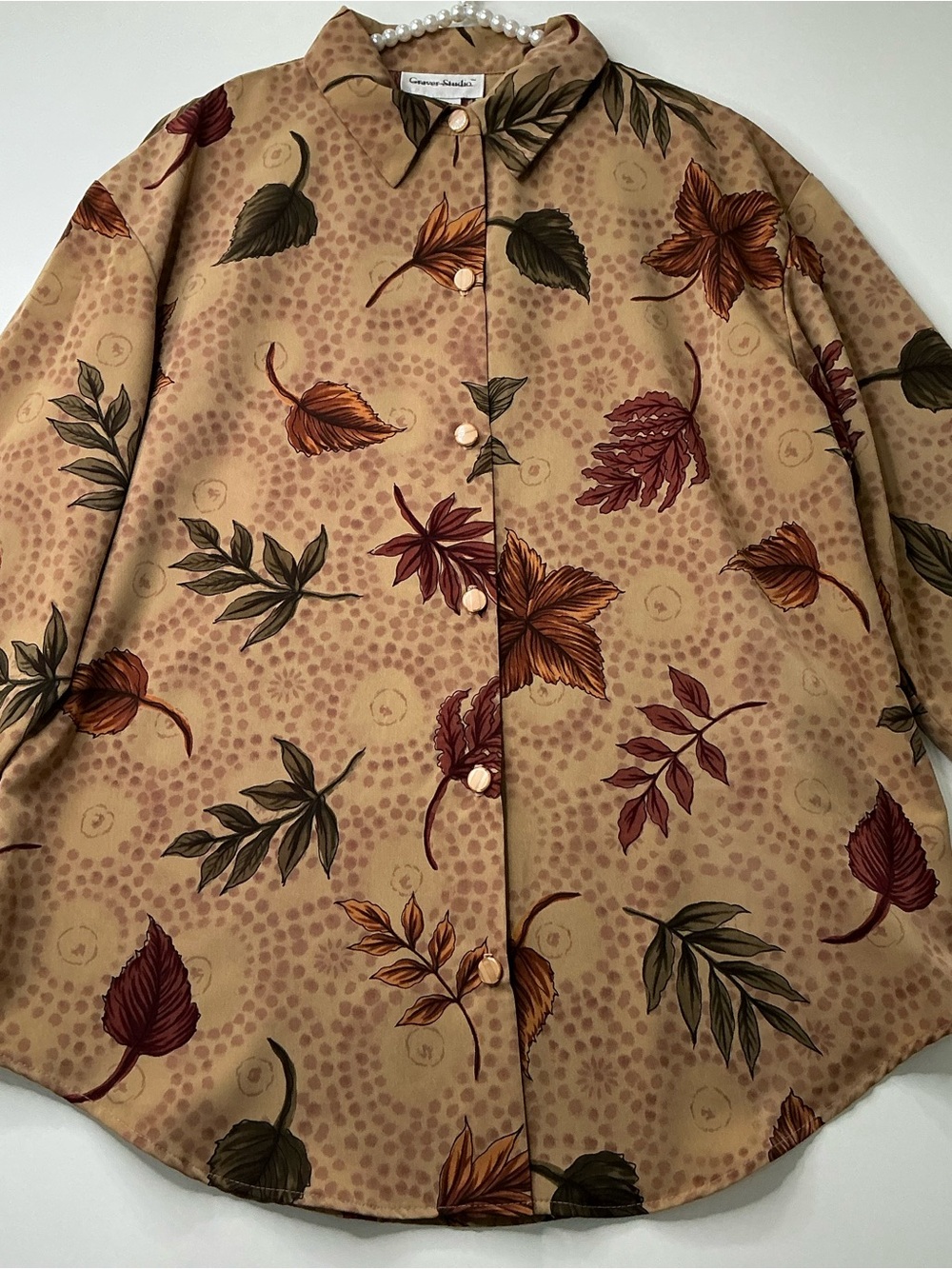 Graver Studio Womens Blouse Button Down Blouse Tan Medium Leafs Preowned